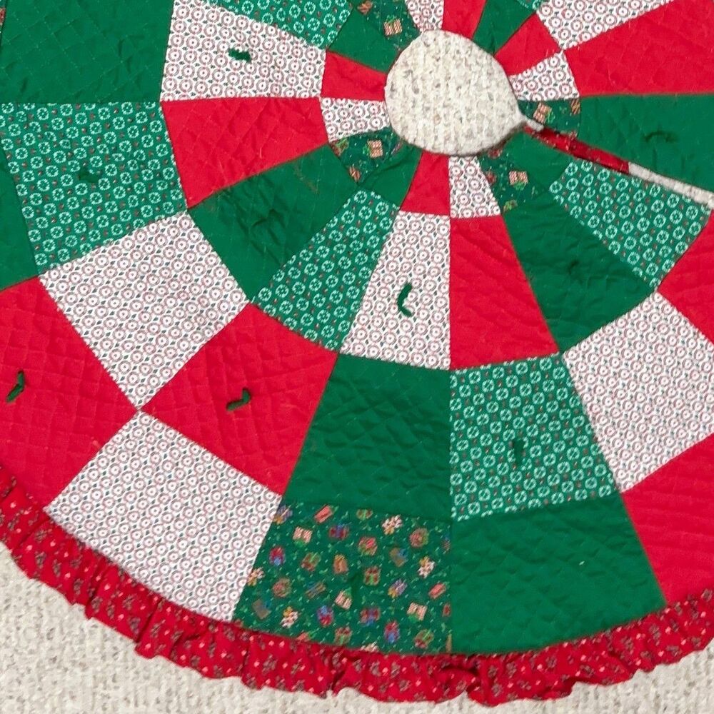 Vintage Handmade Quilted Christmas Tree Skirt Patchwork Ruffle Cottage Farmhouse